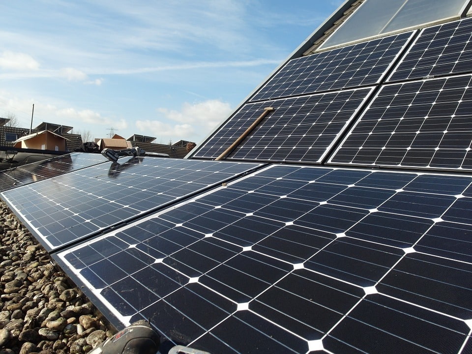 Les avantages des panneaux solaires à Foix pour les foyers