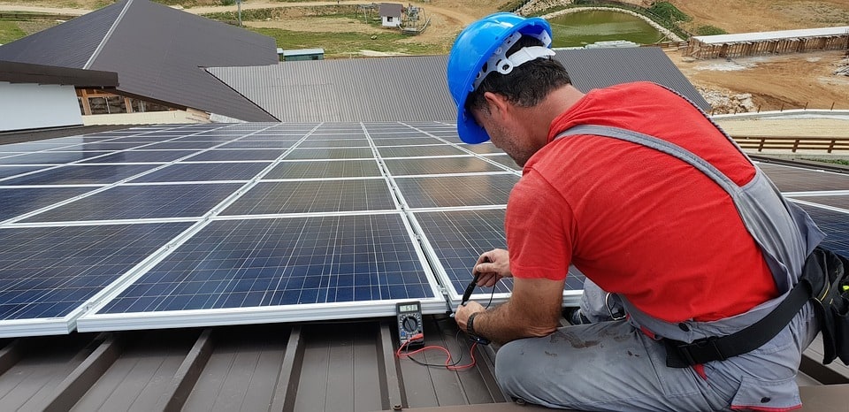 Favoriser la transition énergétique avec des fermes agricoles solaires